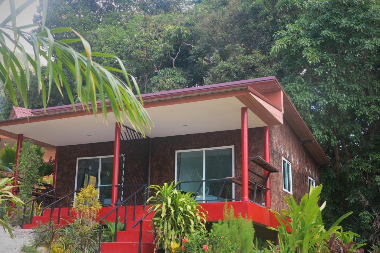 Koh Jum Coral Bay Resort Bagian luar foto