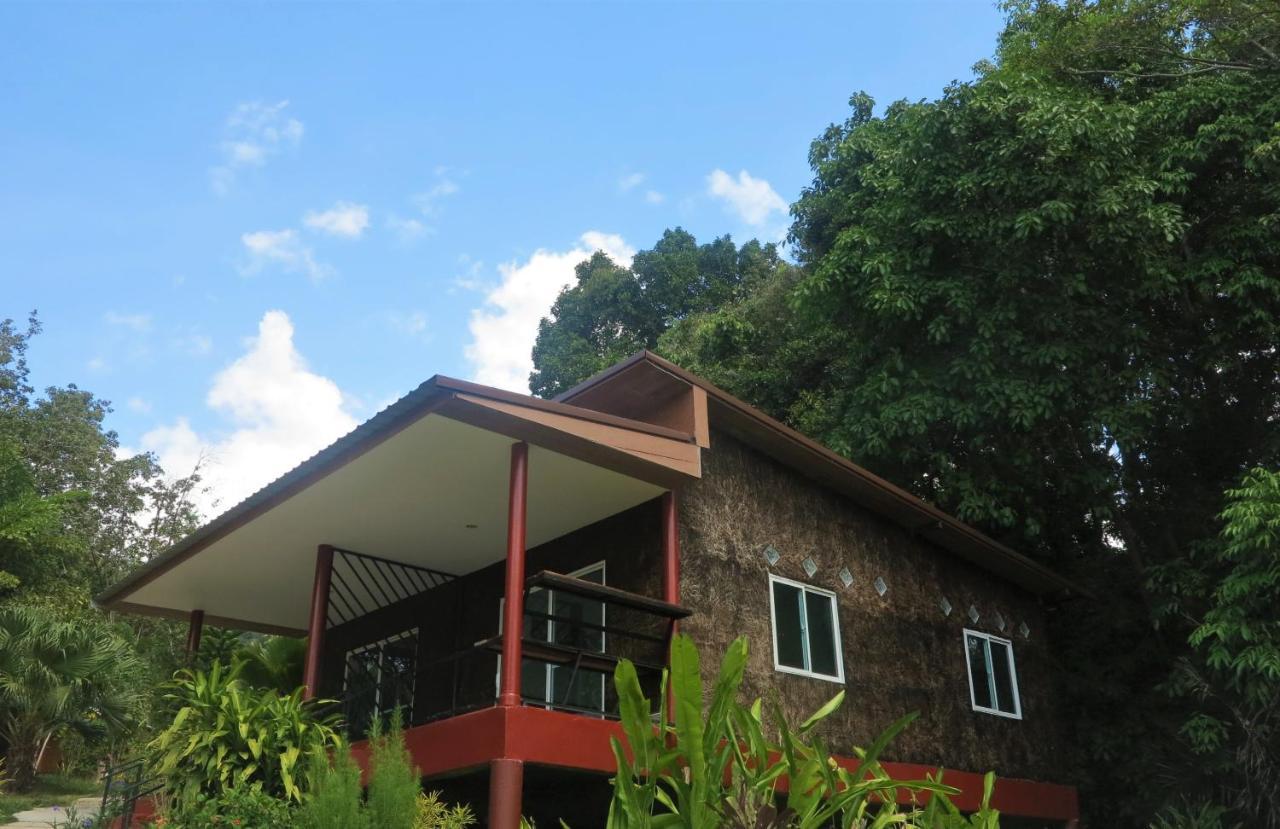 Koh Jum Coral Bay Resort Bagian luar foto