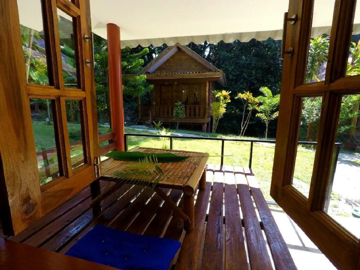 Koh Jum Coral Bay Resort Bagian luar foto