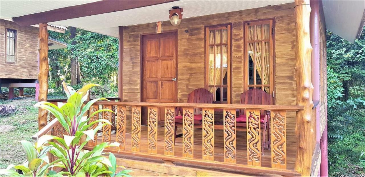 Koh Jum Coral Bay Resort Bagian luar foto