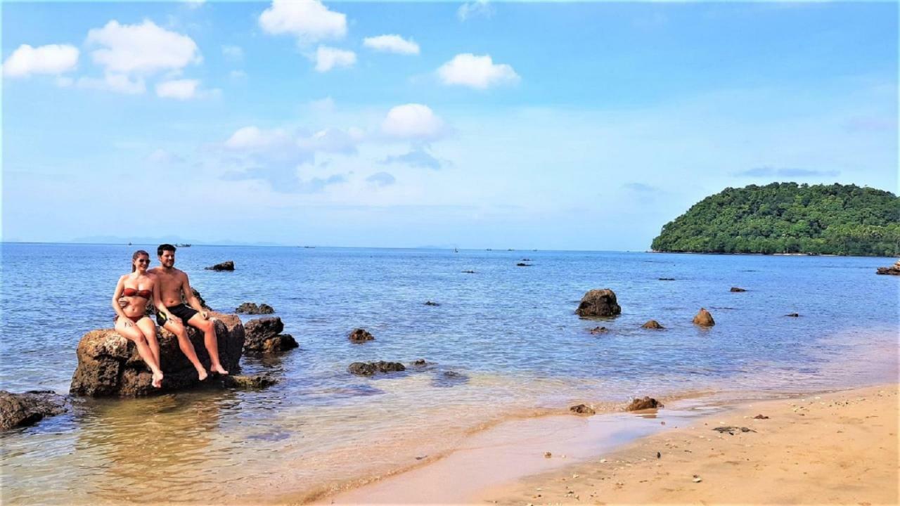 Koh Jum Coral Bay Resort Bagian luar foto