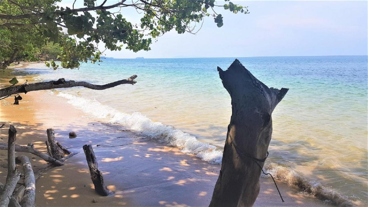 Koh Jum Coral Bay Resort Bagian luar foto