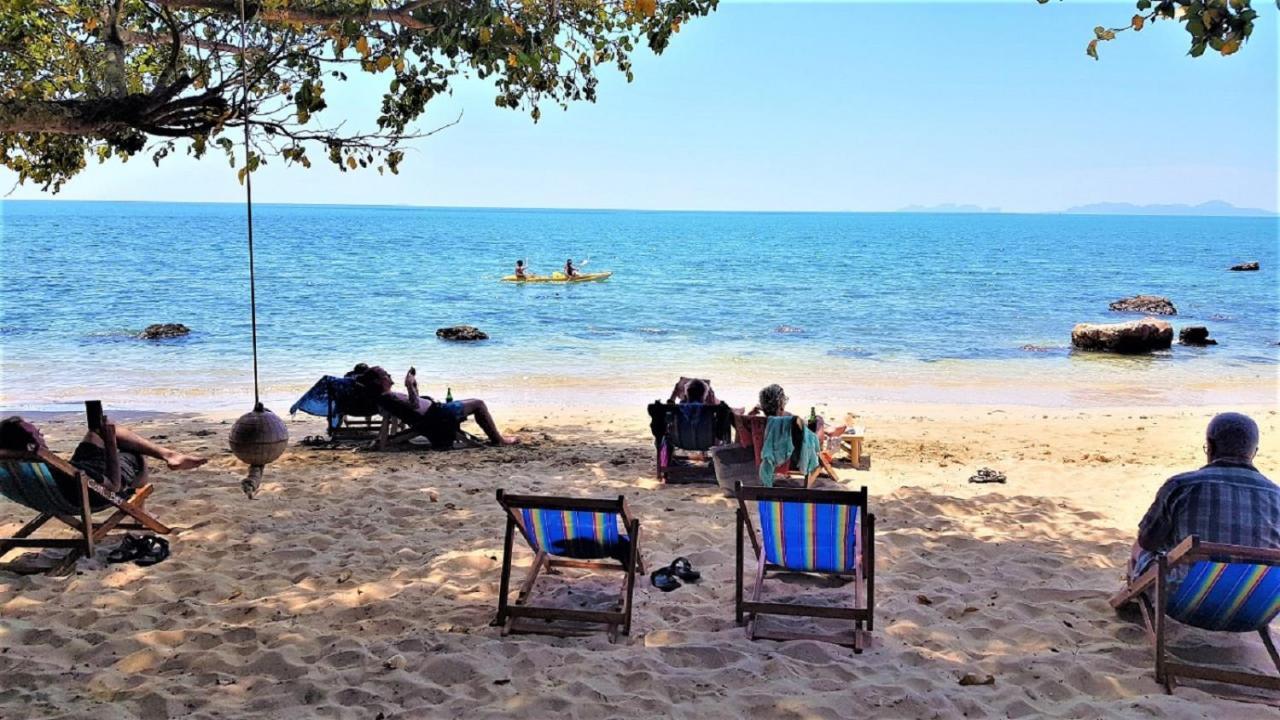 Koh Jum Coral Bay Resort Bagian luar foto