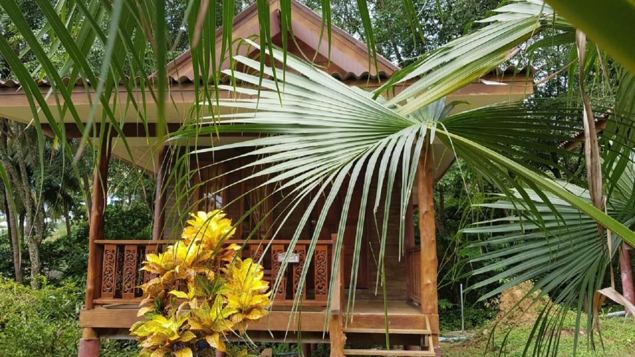 Koh Jum Coral Bay Resort Bagian luar foto